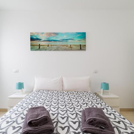 La Isla Apartment เบซินดาริโอ ภายนอก รูปภาพ
